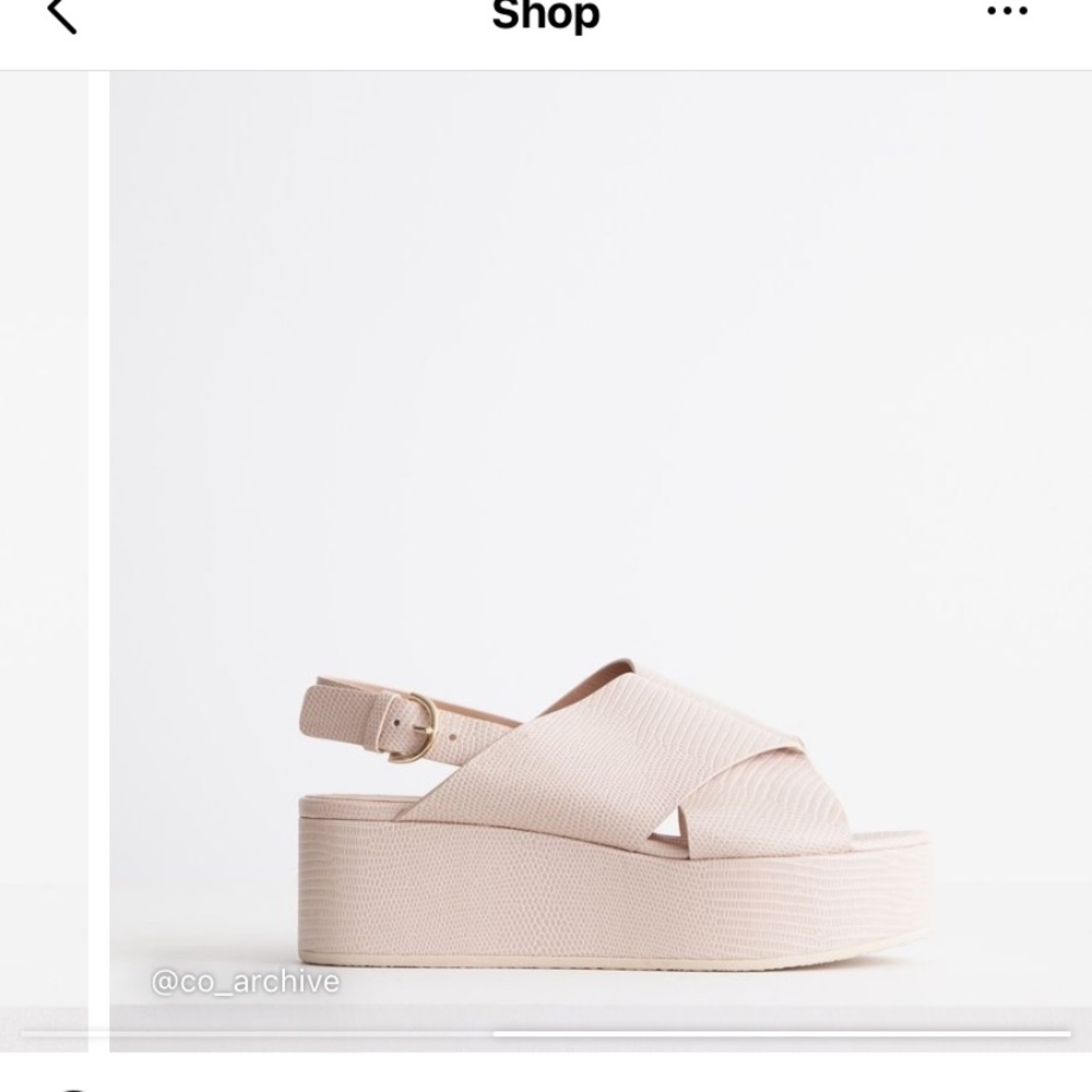 NWOB cream platform embossed leather sandal by CO